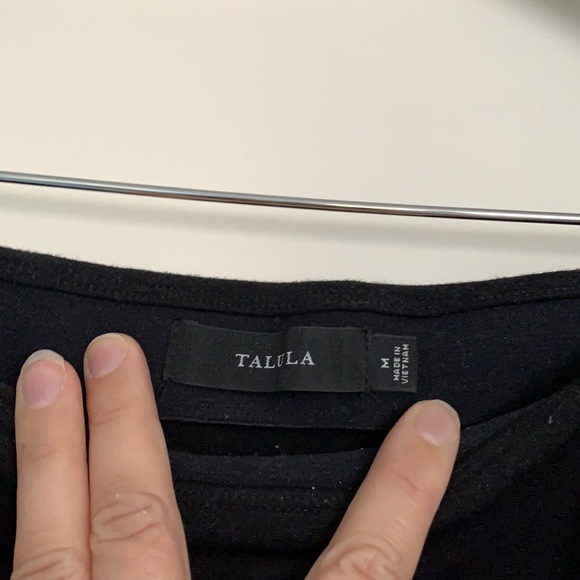 ARITZIA Talula pencil skirt - Picture 3 of 3